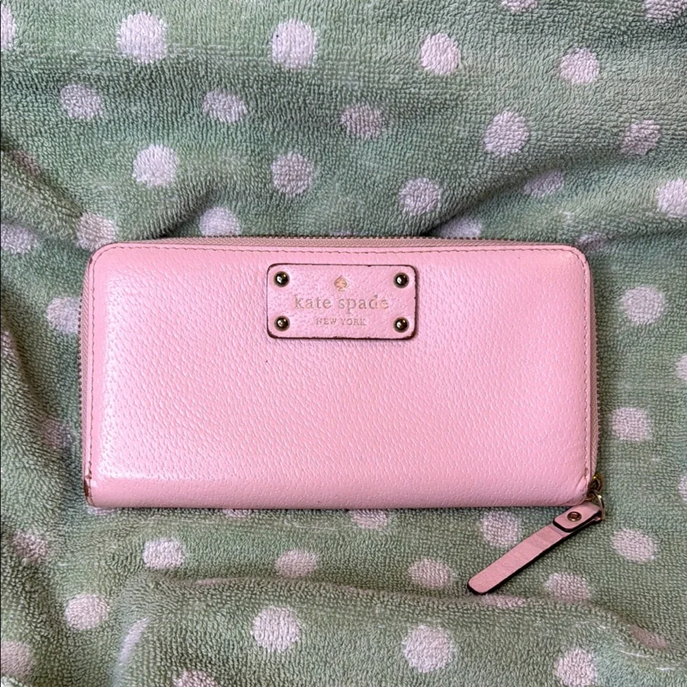**SALE**Kate Spade Pink Wallet